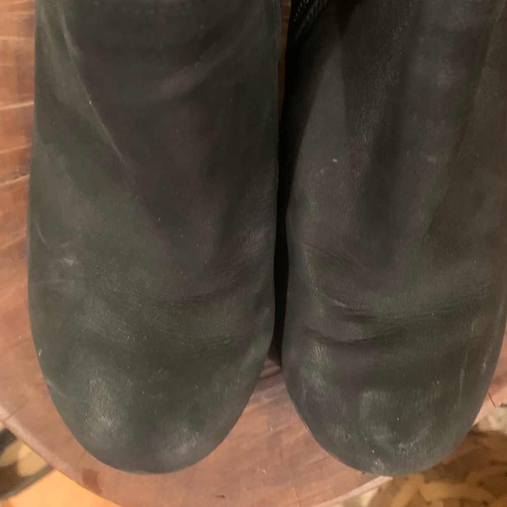 Wait… those are Danskos?!? - Picture 4 of 7